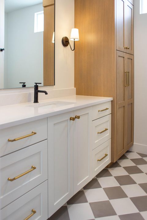 Tiny photo for 303 E Mayfield Woods LN, Washington, UT 84780 (MLS # 25-266171)