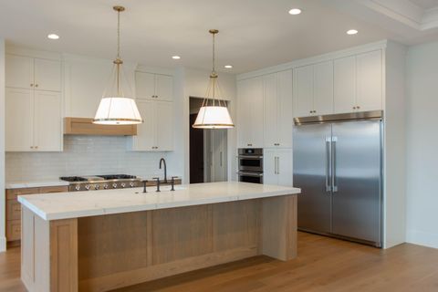 Tiny photo for 303 E Mayfield Woods LN, Washington, UT 84780 (MLS # 25-266171)