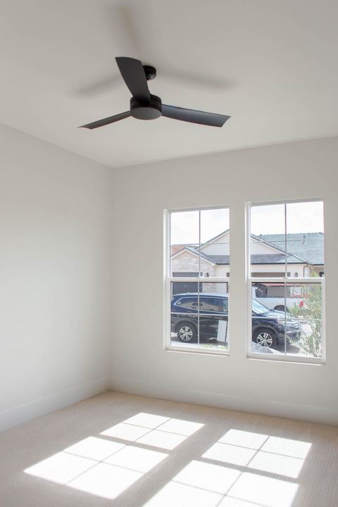 Tiny photo for 303 E Mayfield Woods LN, Washington, UT 84780 (MLS # 25-266171)
