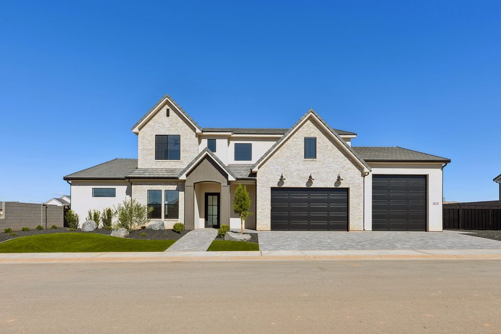 Photo for 303 E Mayfield Woods LN, Washington, UT 84780 (MLS # 25-266171)