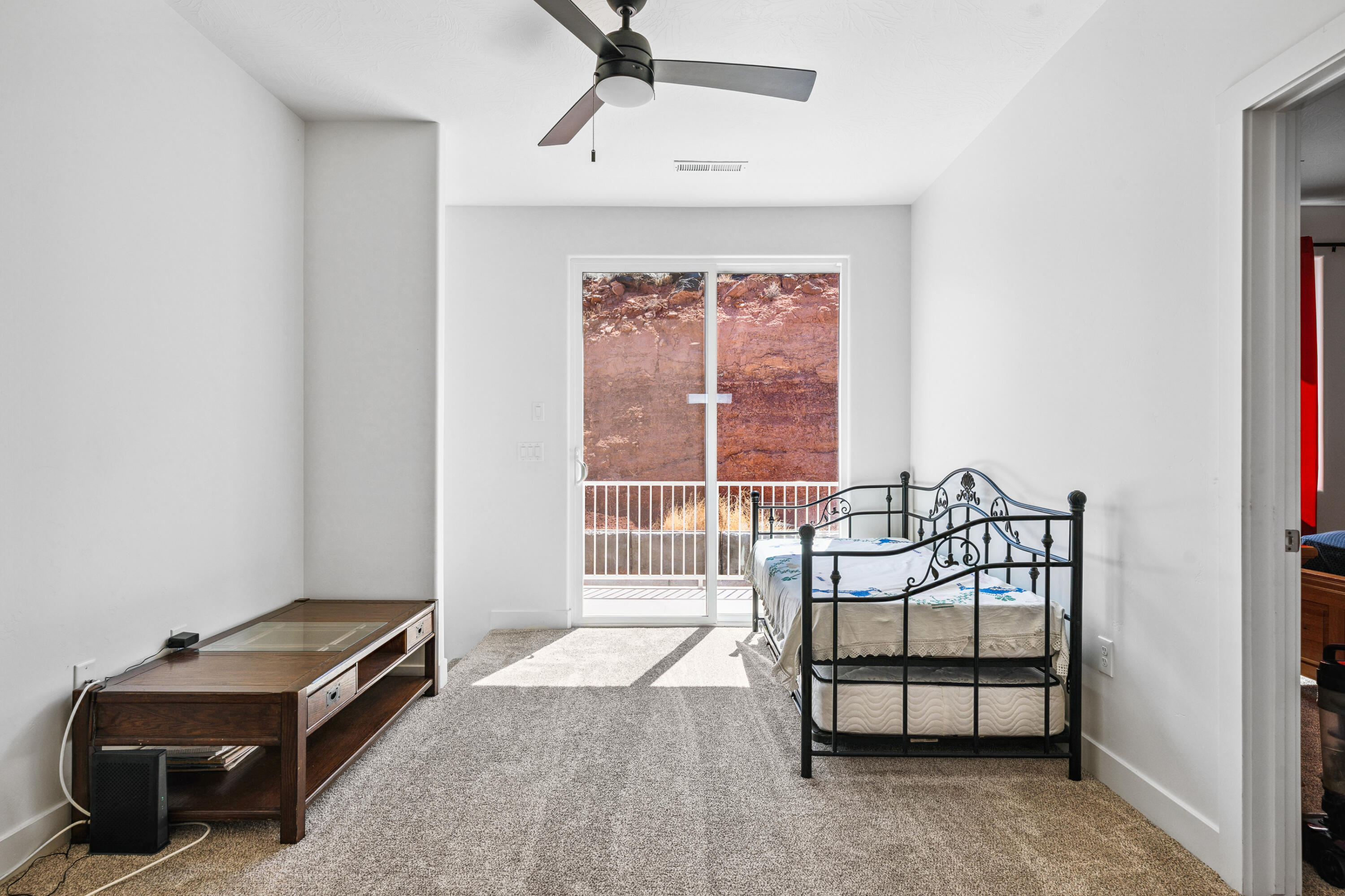 STONE POINT TOWNHOMES - Residential