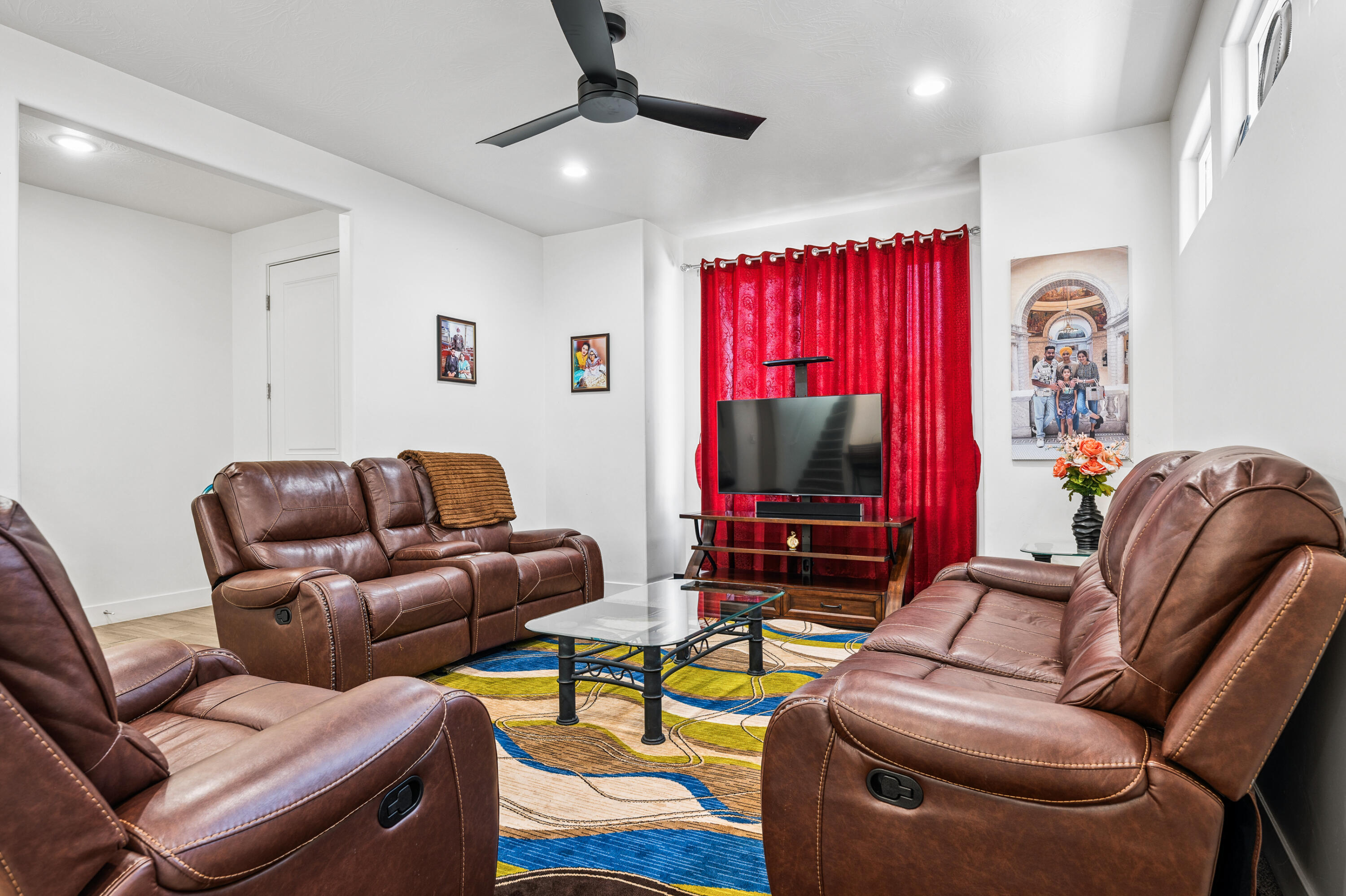 STONE POINT TOWNHOMES - Residential