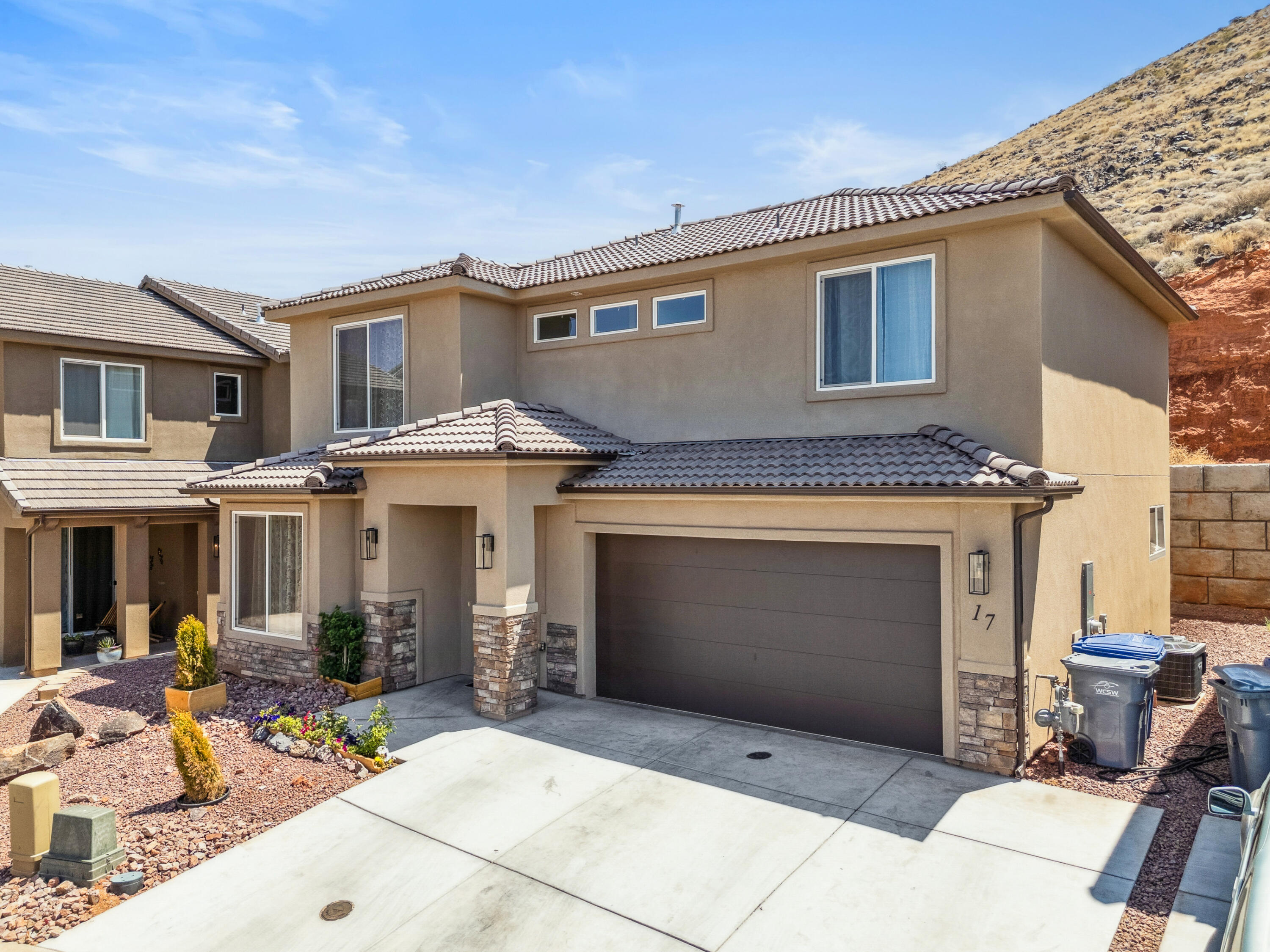 STONE POINT TOWNHOMES - Residential