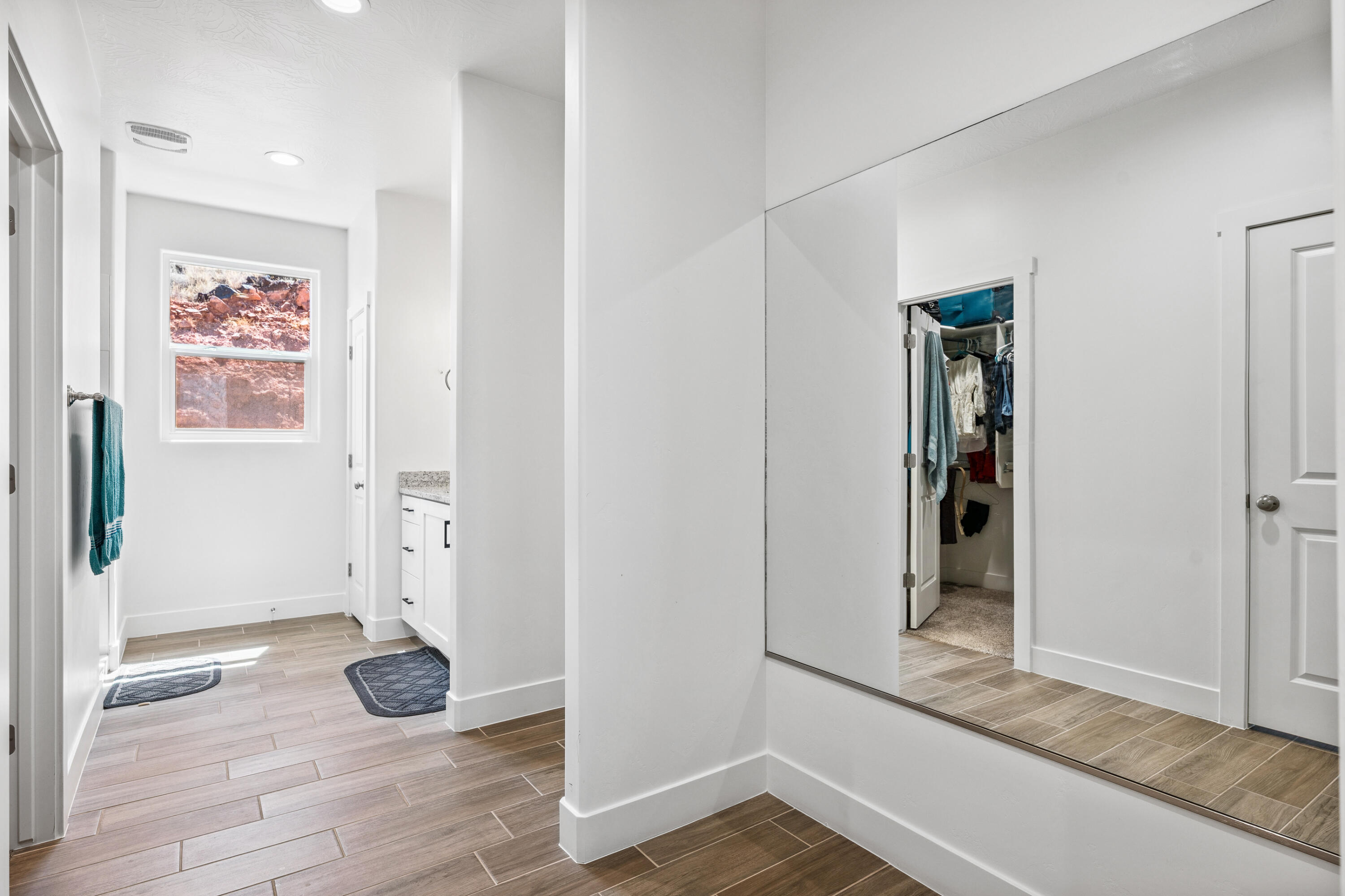 STONE POINT TOWNHOMES - Residential