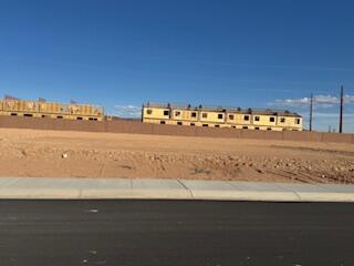 MOORLAND PARK - Land