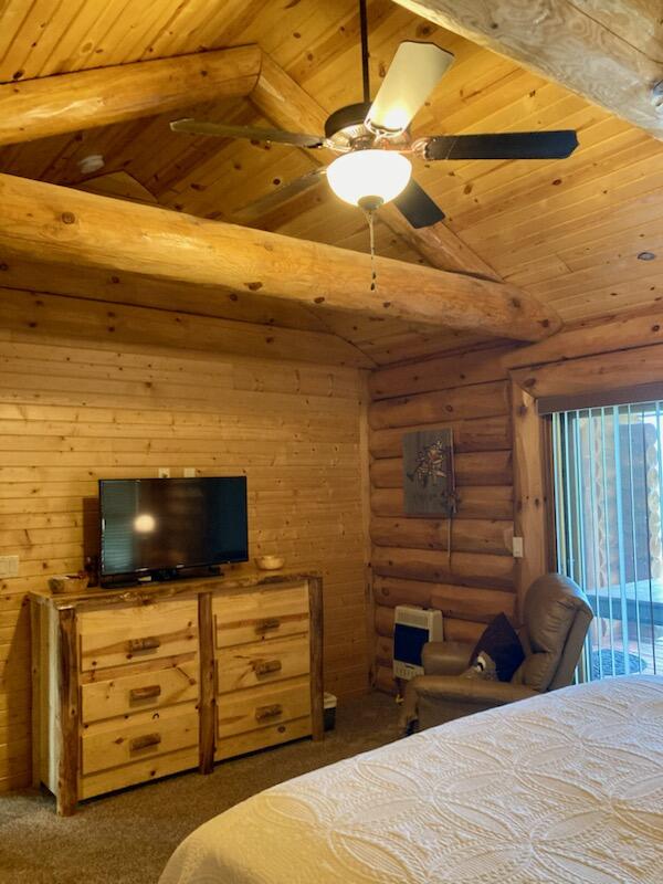 WHISPERING PINES SUB - Residential