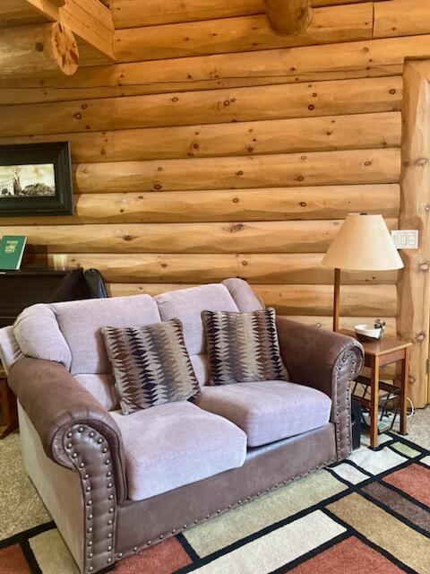 WHISPERING PINES SUB - Residential