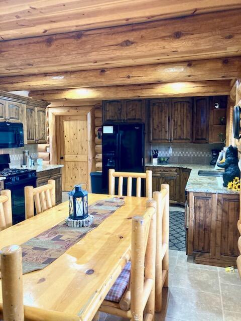 WHISPERING PINES SUB - Residential