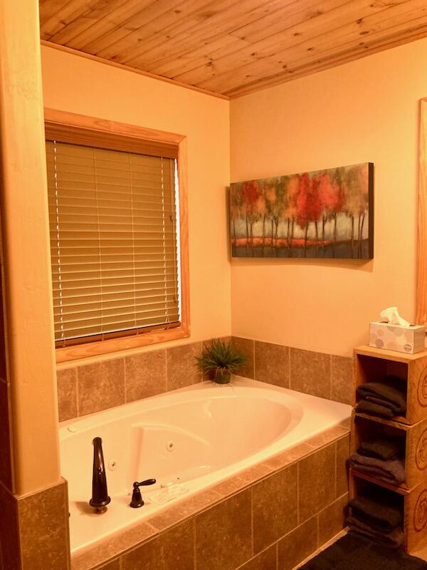 WHISPERING PINES SUB - Residential