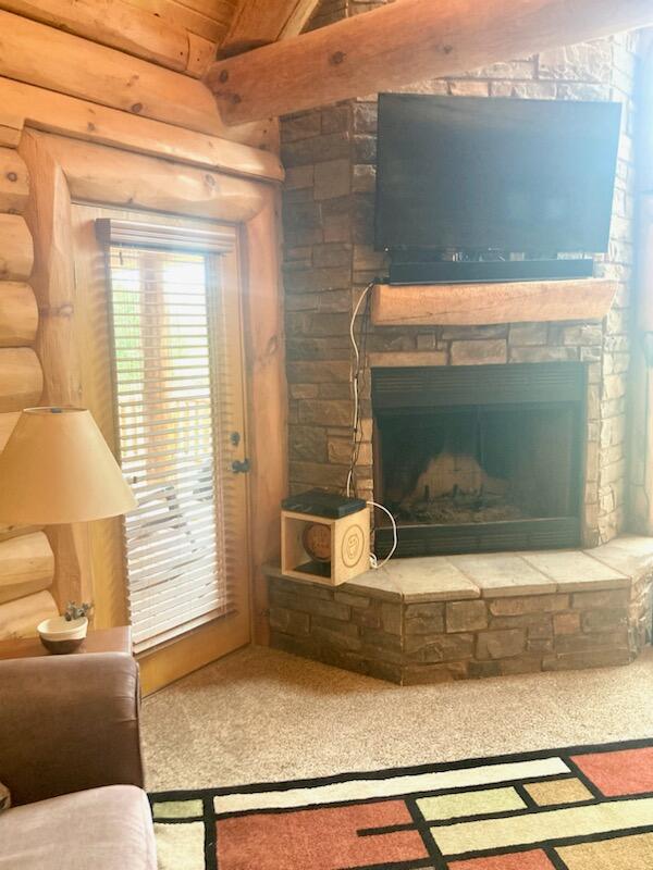 WHISPERING PINES SUB - Residential