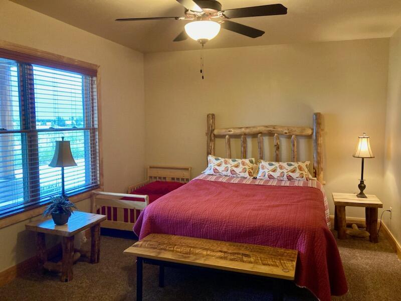 WHISPERING PINES SUB - Residential