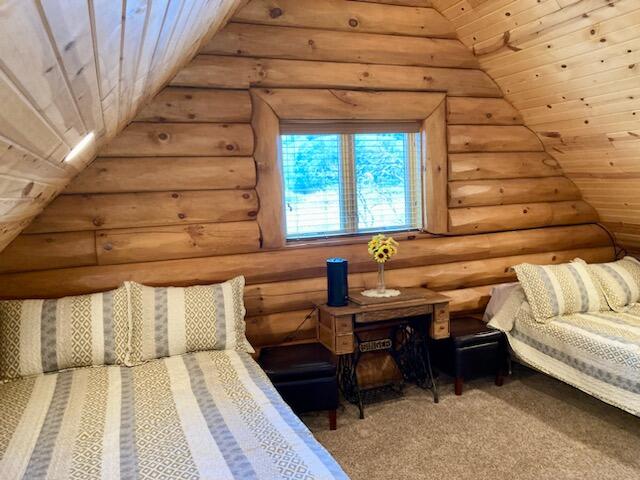 WHISPERING PINES SUB - Residential