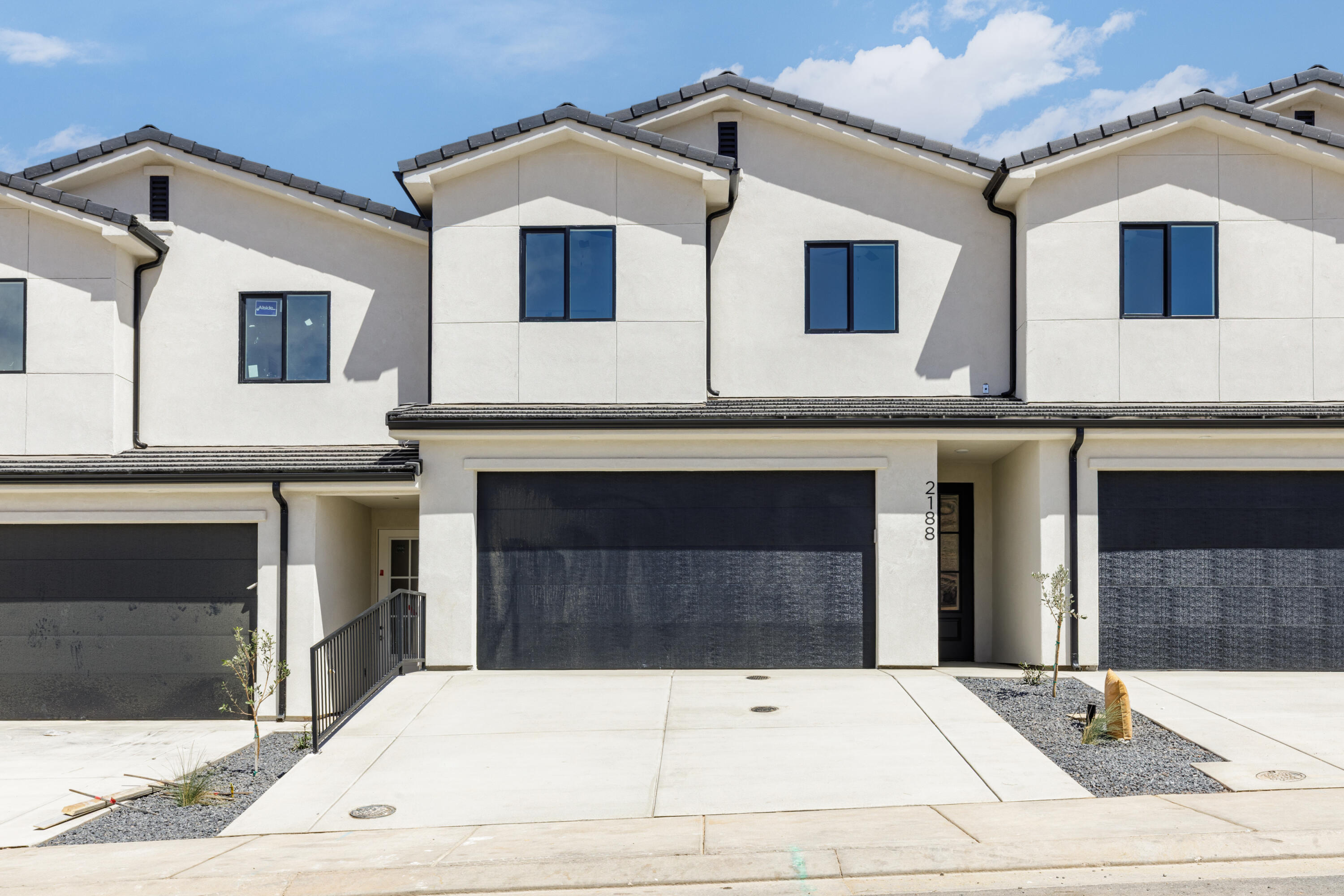 HURRICANE VIEWS - Residential