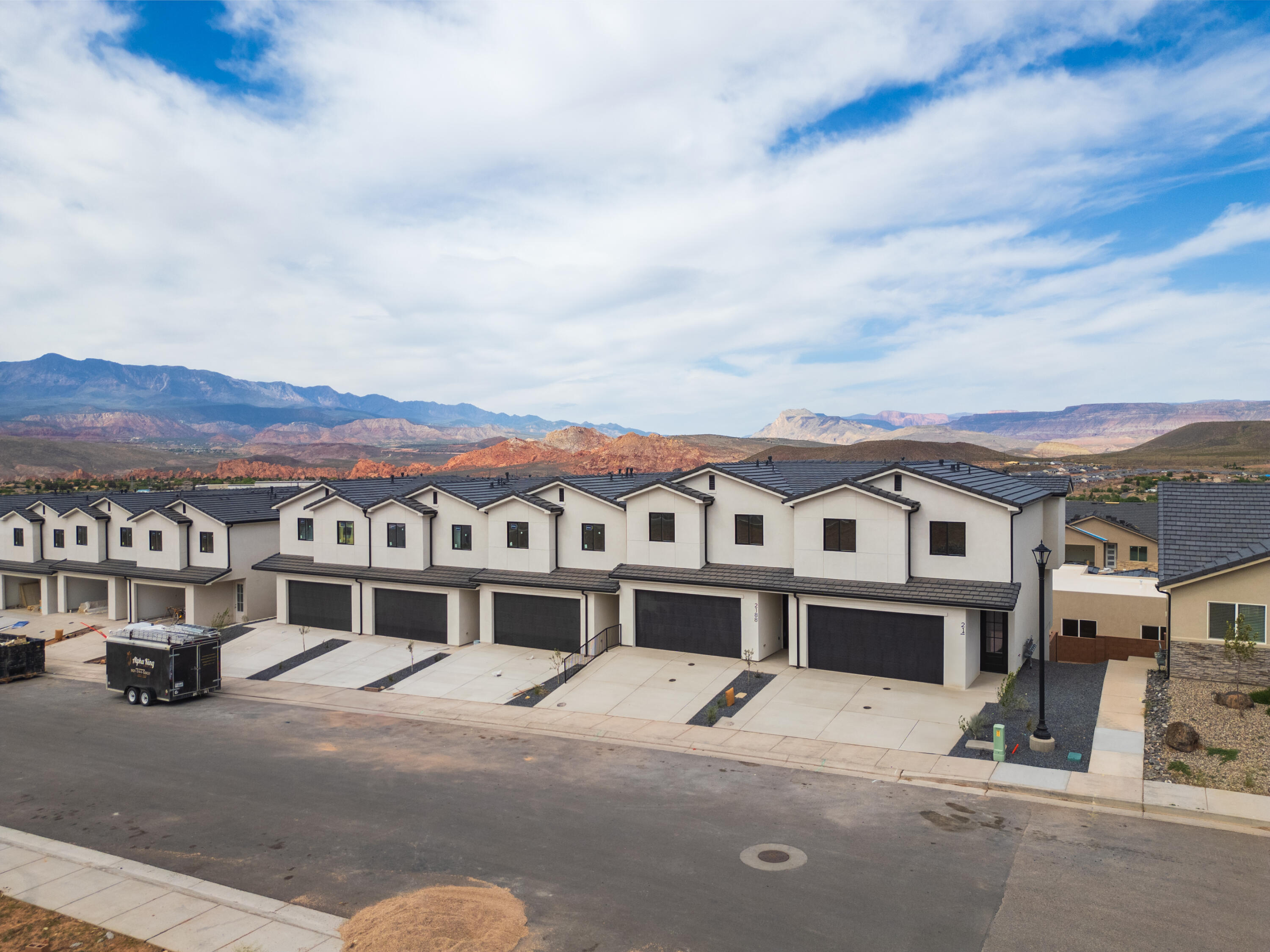 HURRICANE VIEWS - Residential