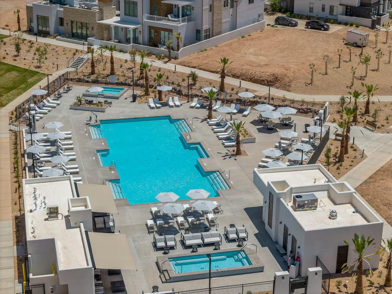 DESERT COLOR RESORT - Residential