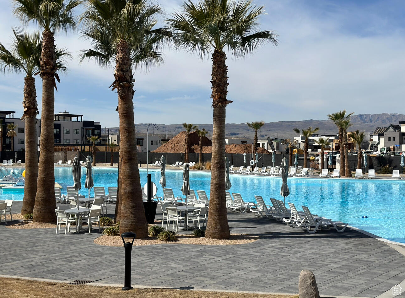 DESERT COLOR RESORT - Residential