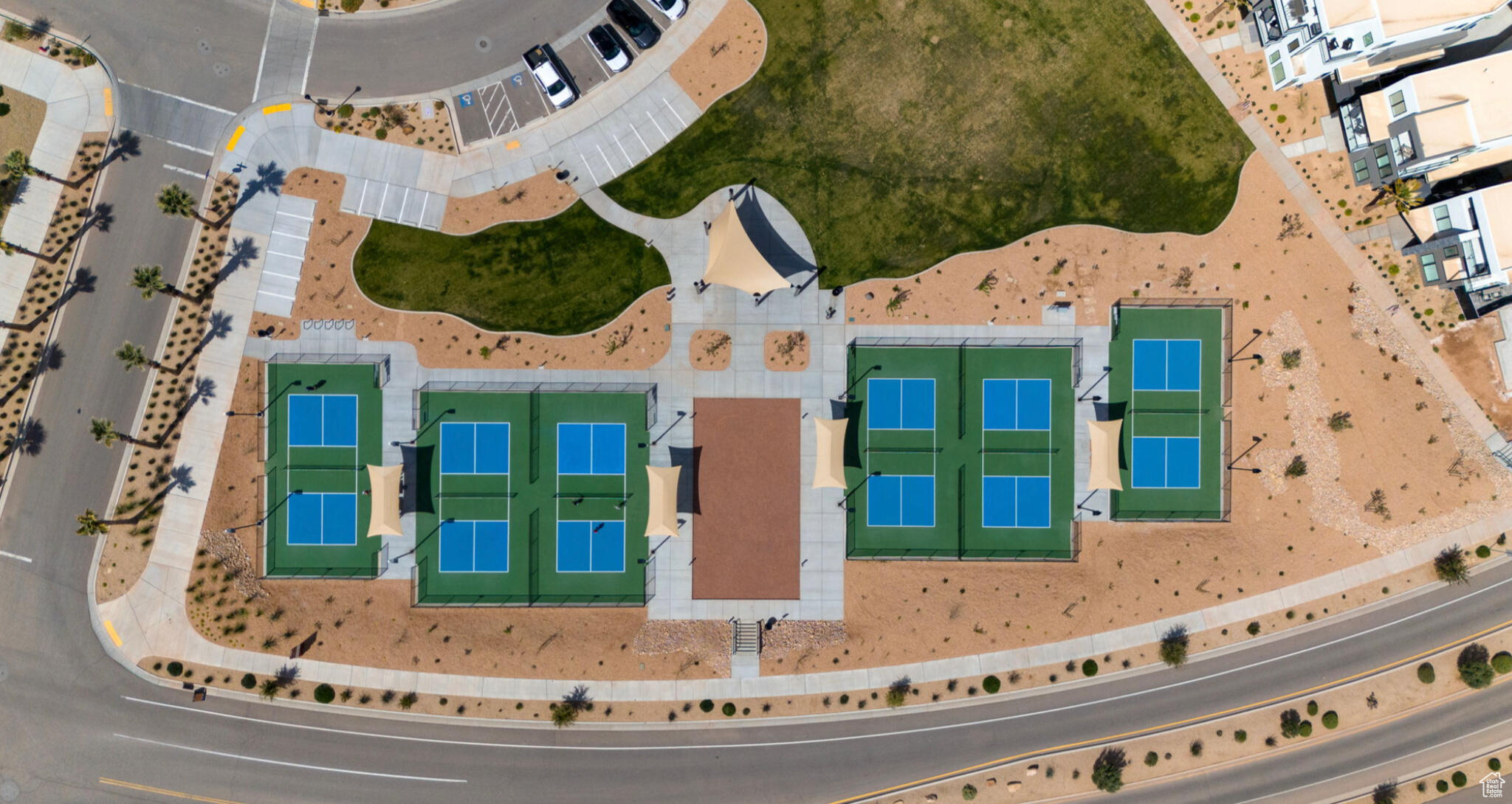 DESERT COLOR RESORT - Residential