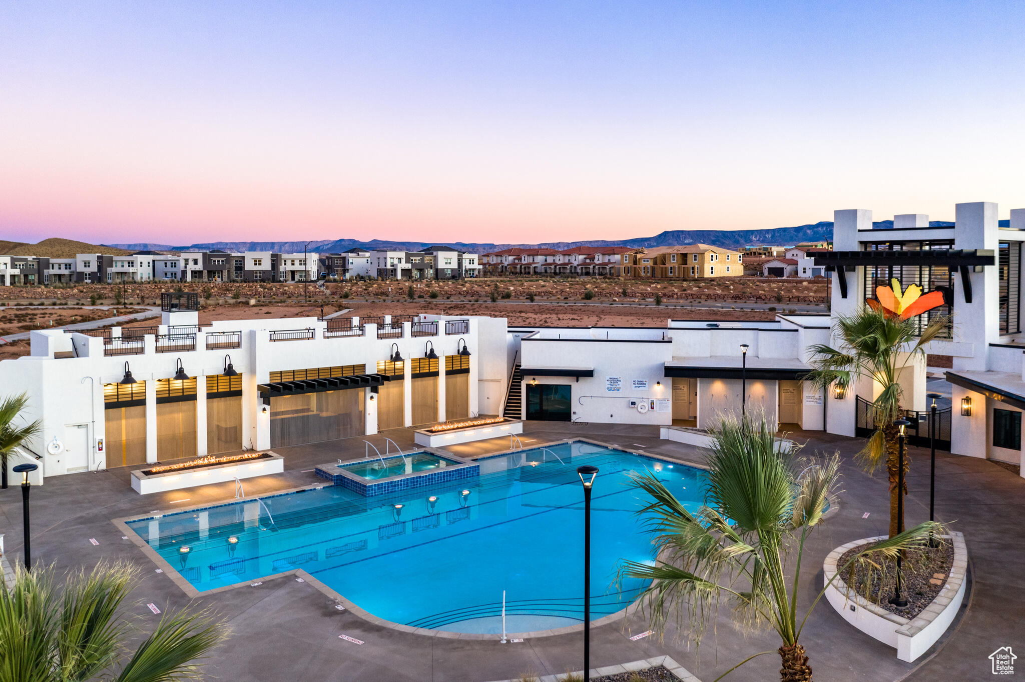DESERT COLOR RESORT - Residential