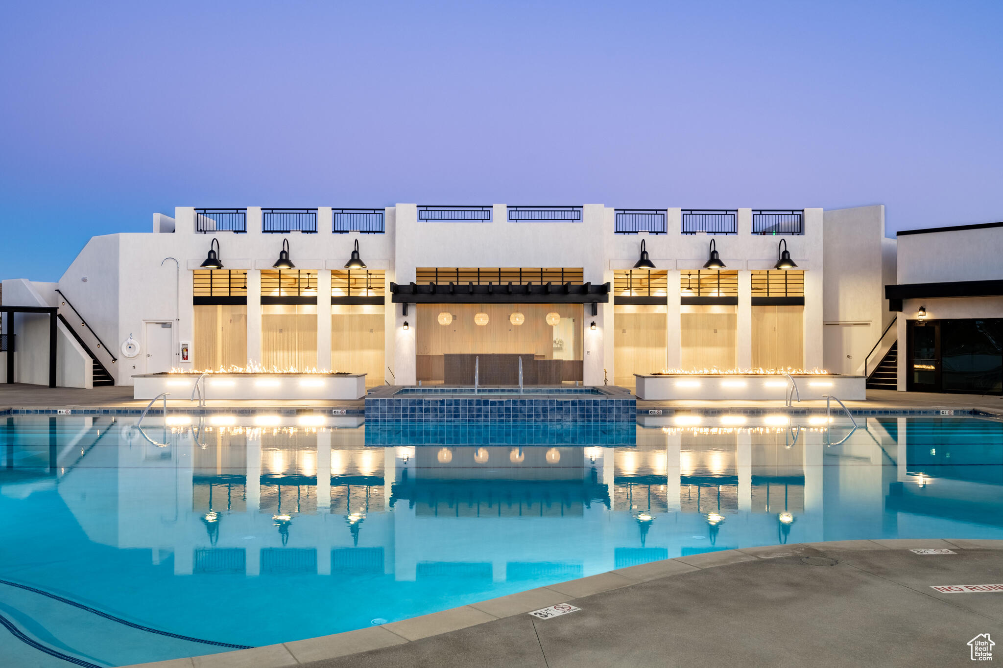 DESERT COLOR RESORT - Residential