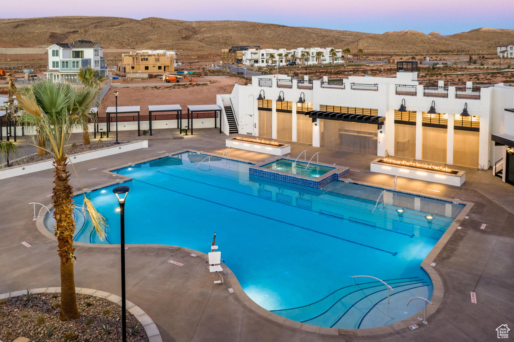 DESERT COLOR RESORT - Residential