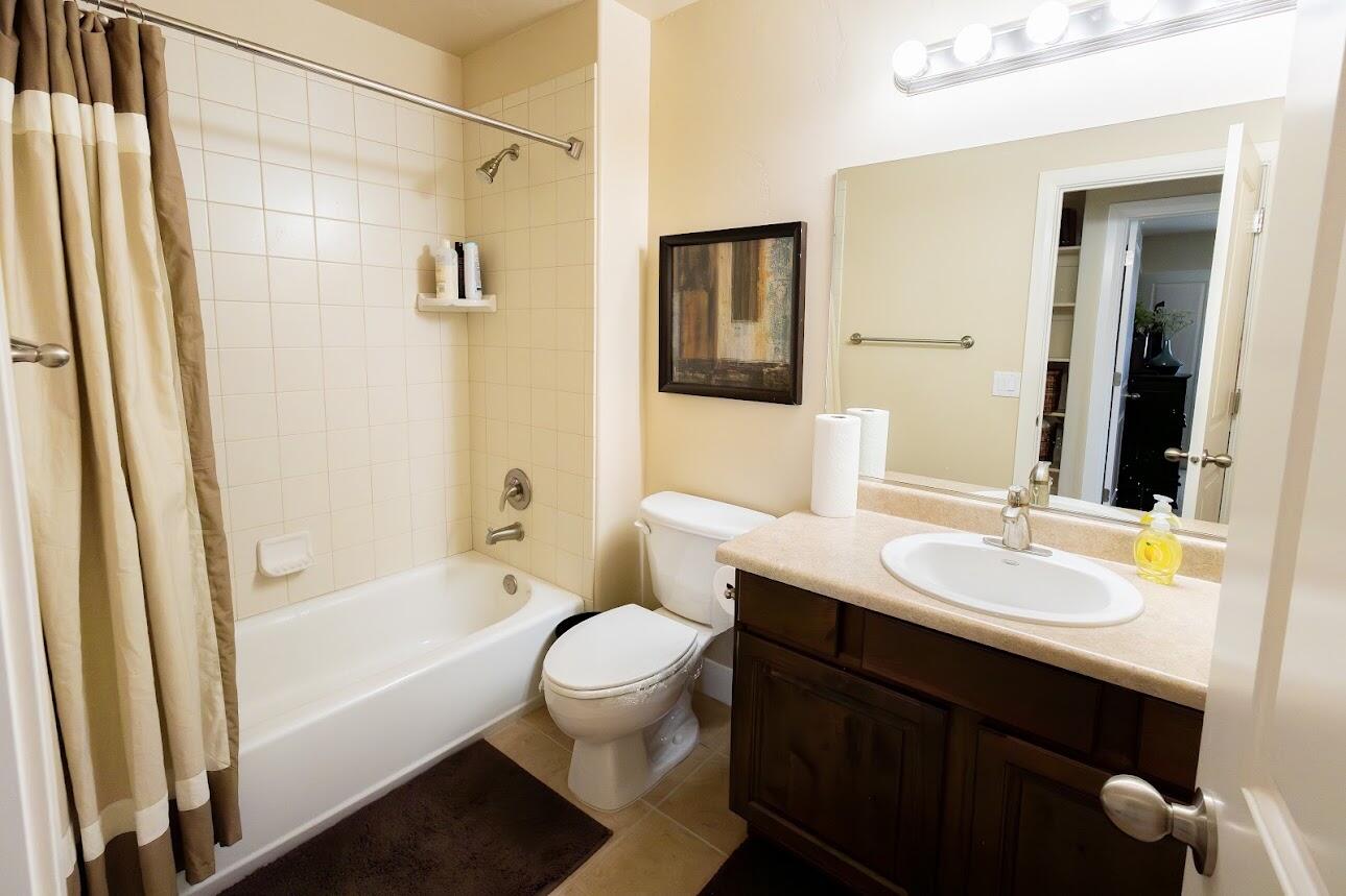 CASITAS AT HIDDEN VALLEY - Residential