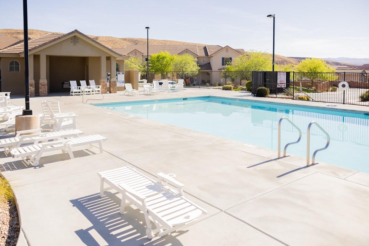 CASITAS AT HIDDEN VALLEY - Residential