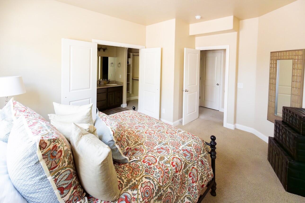 CASITAS AT HIDDEN VALLEY - Residential