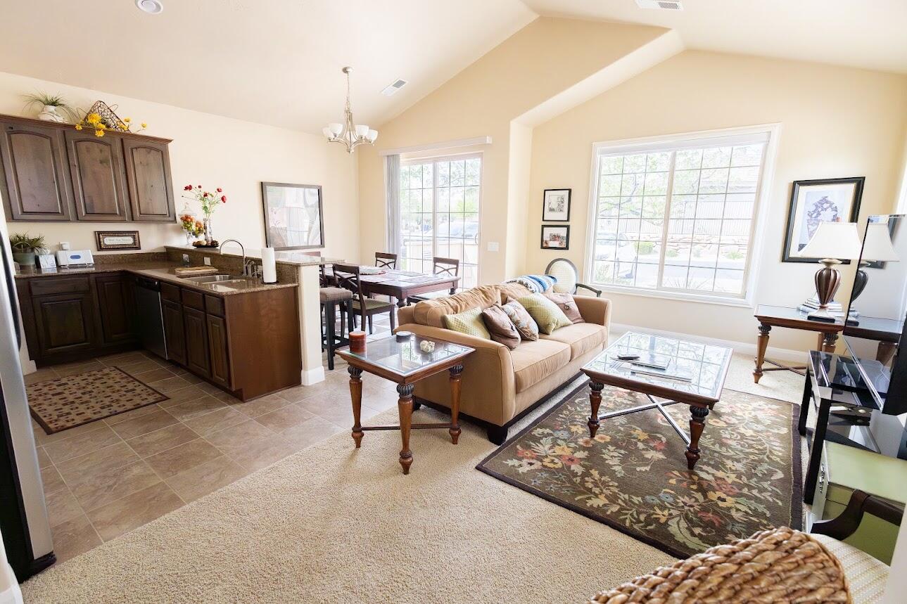 CASITAS AT HIDDEN VALLEY - Residential