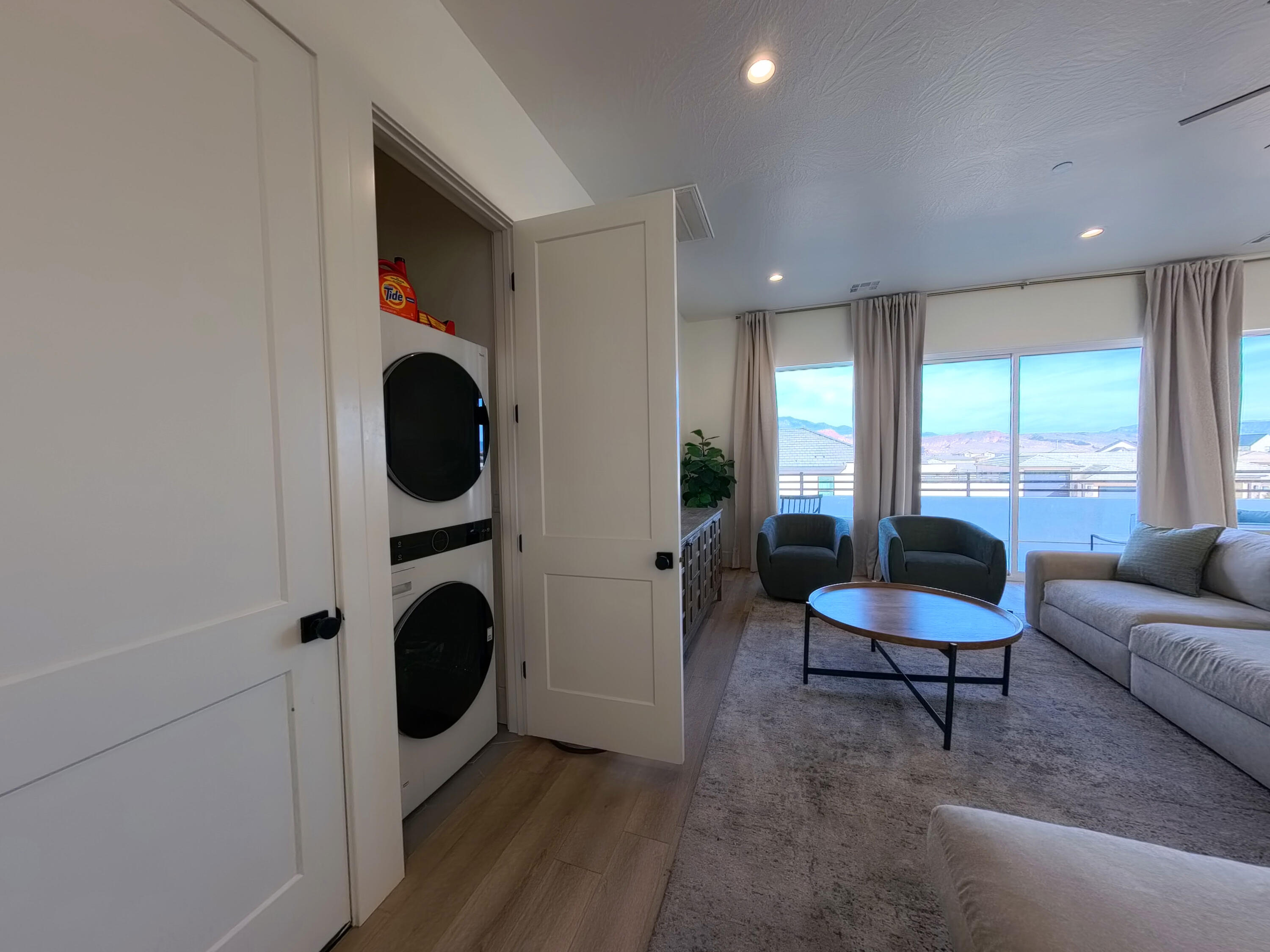 PECAN VALLEY - Residential