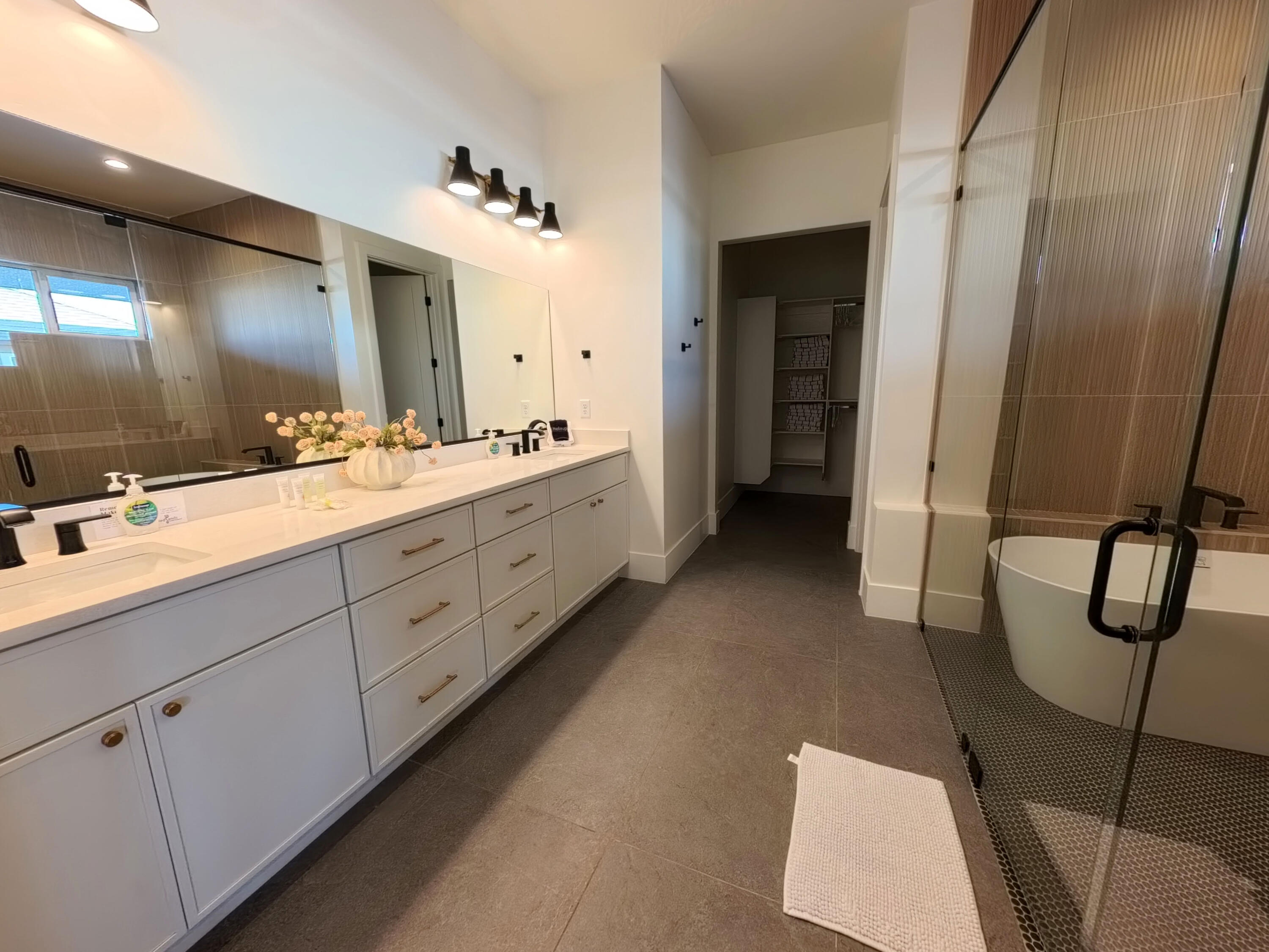 PECAN VALLEY - Residential