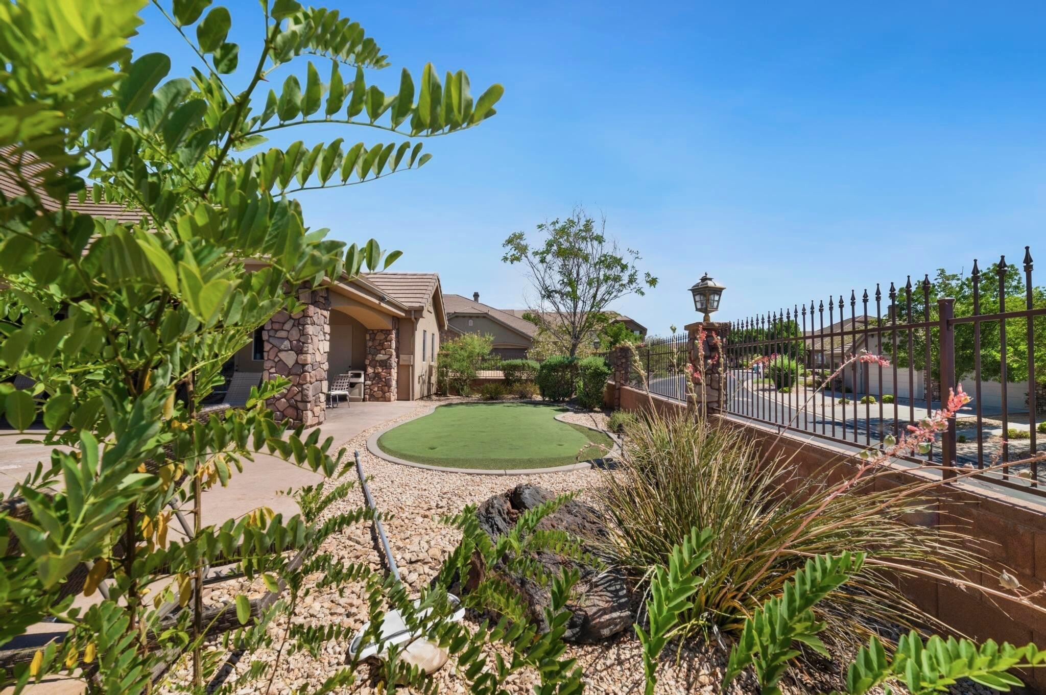 CORAL RIDGE TOWNHOMES - Residential