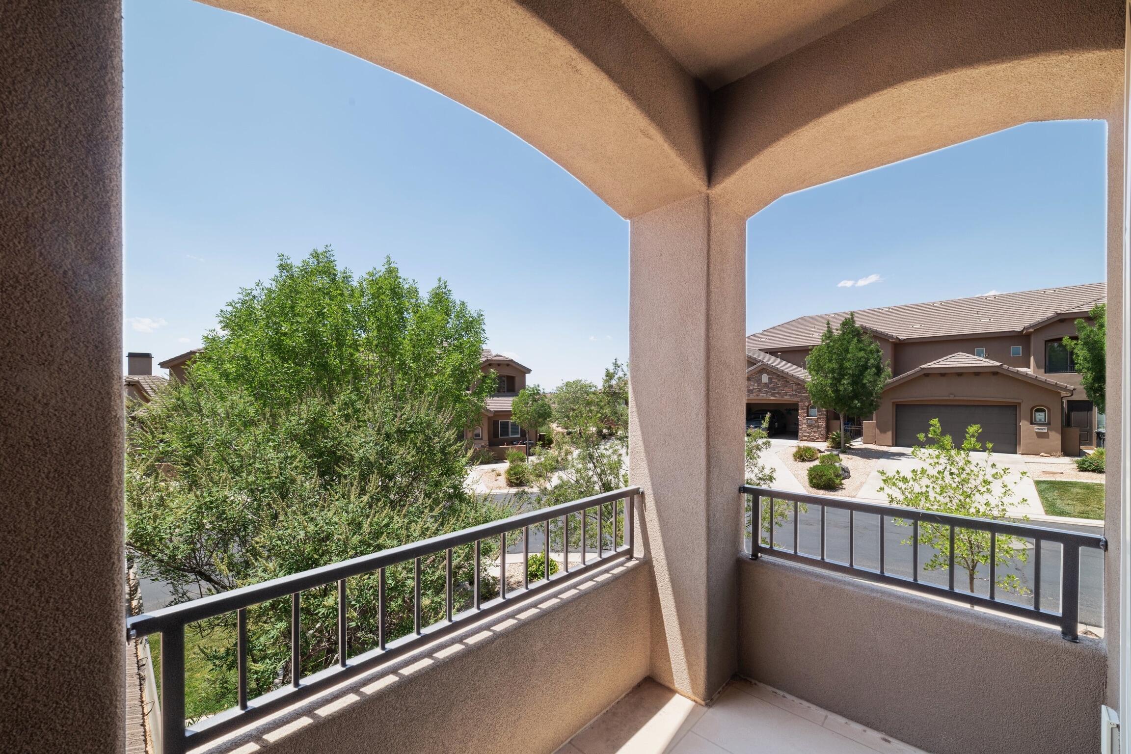 CORAL RIDGE TOWNHOMES - Residential