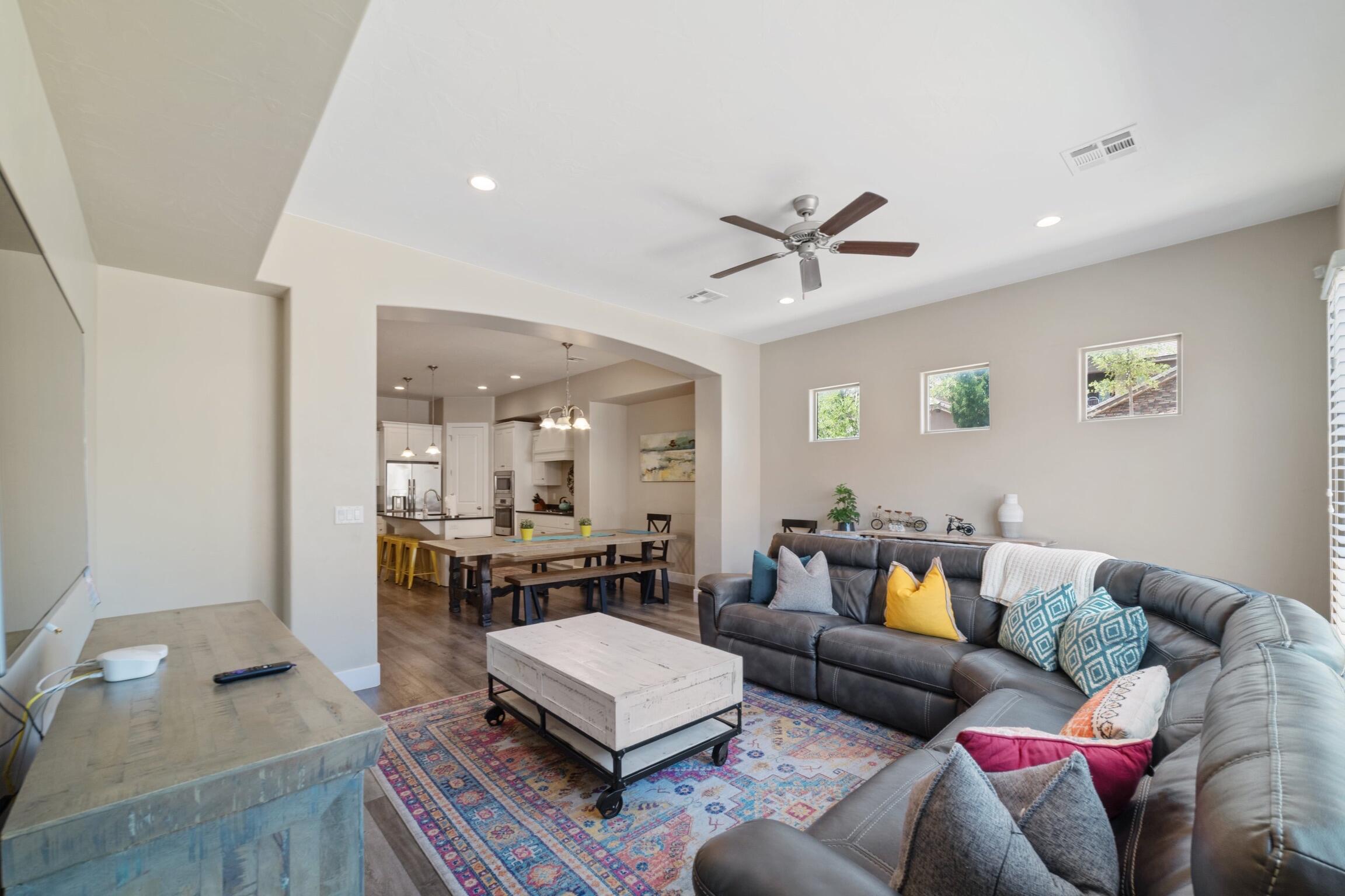 CORAL RIDGE TOWNHOMES - Residential