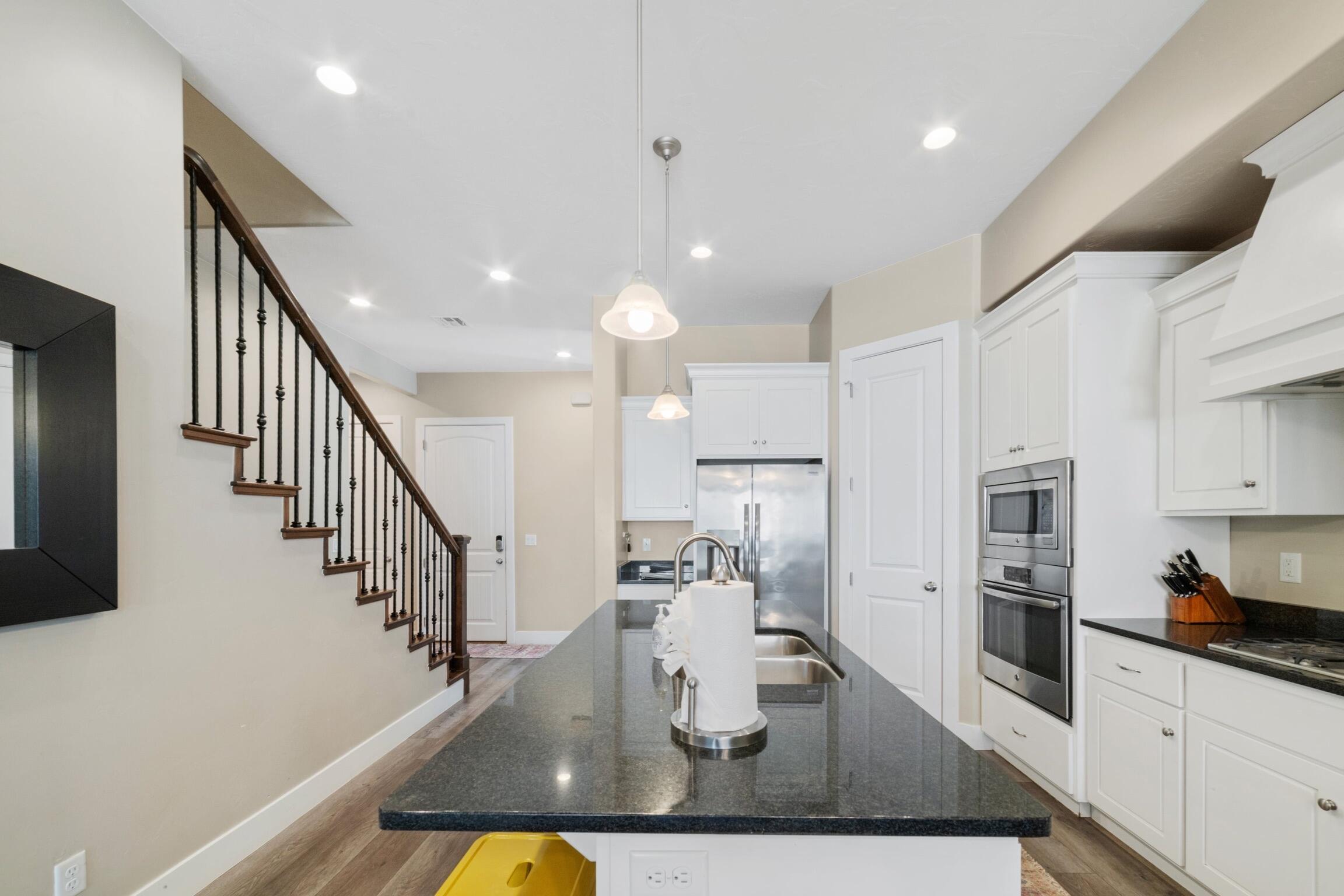 CORAL RIDGE TOWNHOMES - Residential