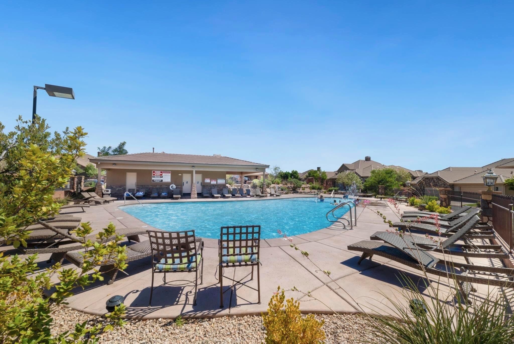 CORAL RIDGE TOWNHOMES - Residential