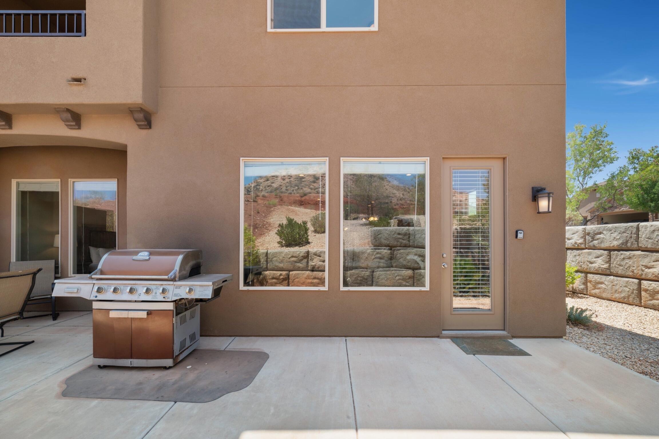 CORAL RIDGE TOWNHOMES - Residential