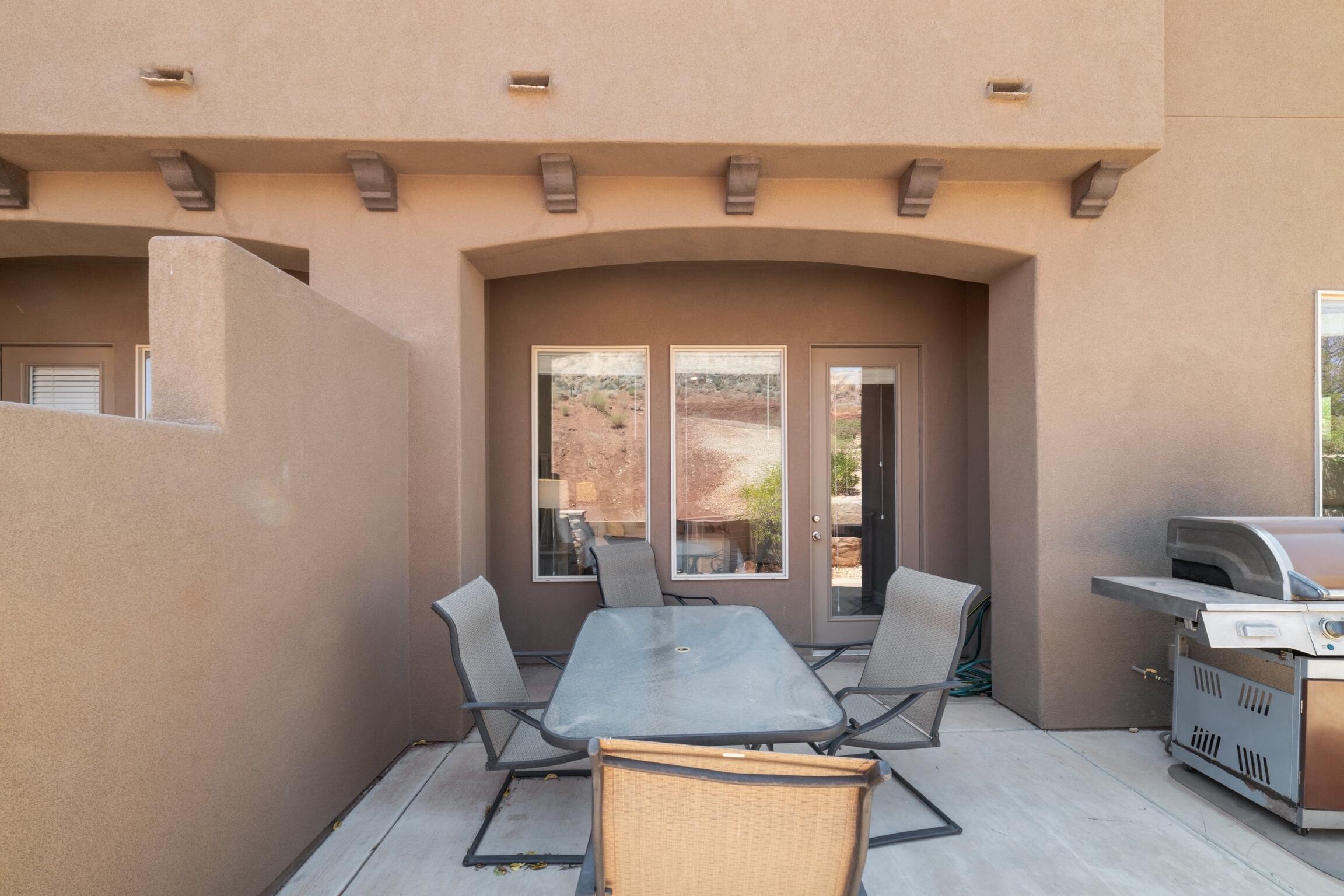 CORAL RIDGE TOWNHOMES - Residential