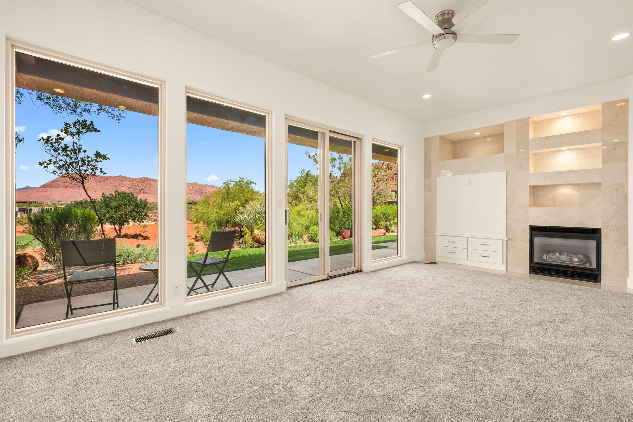 PAIUTE SPRINGS AT ENTRADA - Residential