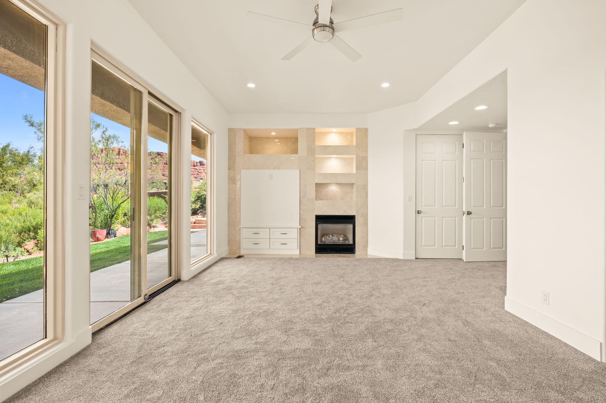 PAIUTE SPRINGS AT ENTRADA - Residential