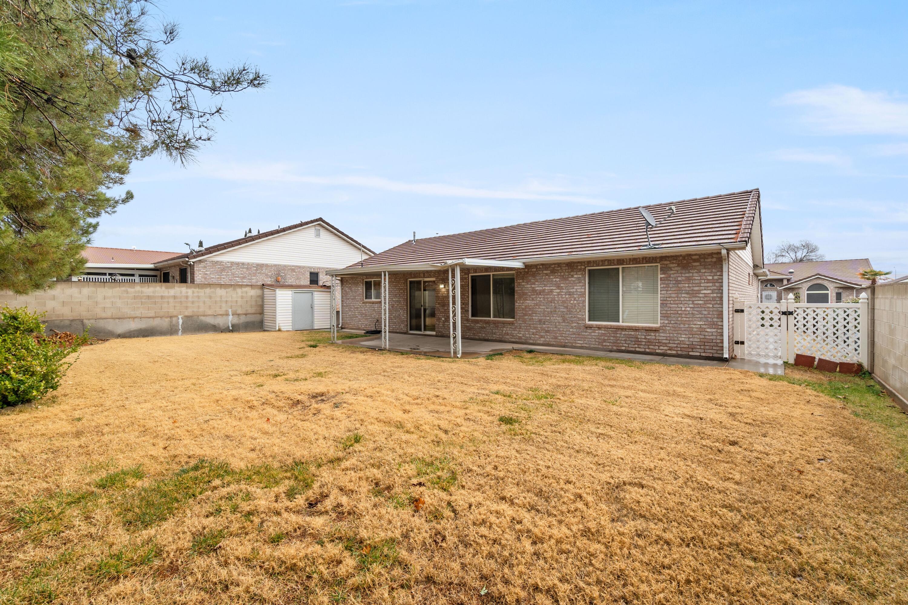 SOUTH FIELD ESTATES - Residential