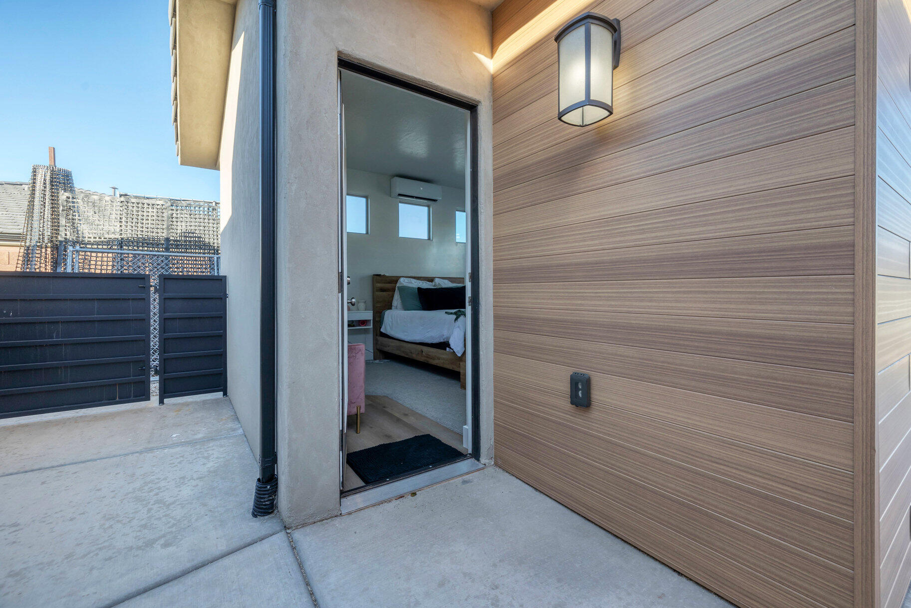 DESERT VISTA - Residential