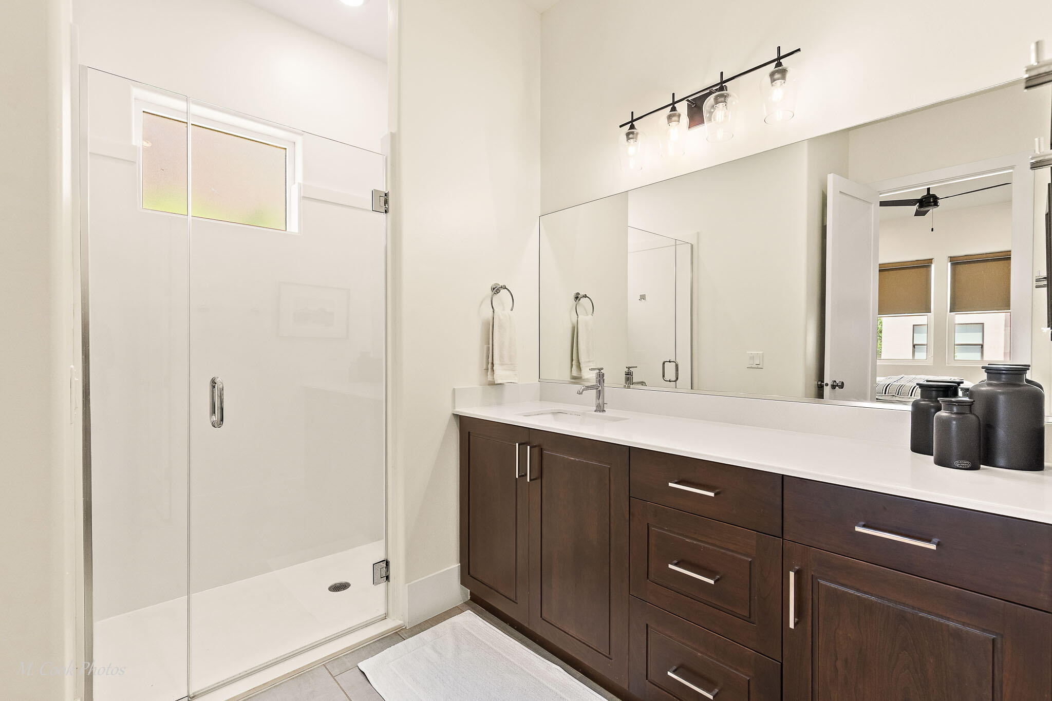 BLOOMINGTON VAC VILLAS - Residential