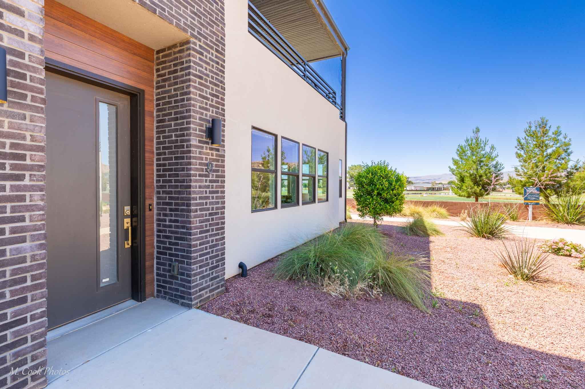 BLOOMINGTON VAC VILLAS - Residential