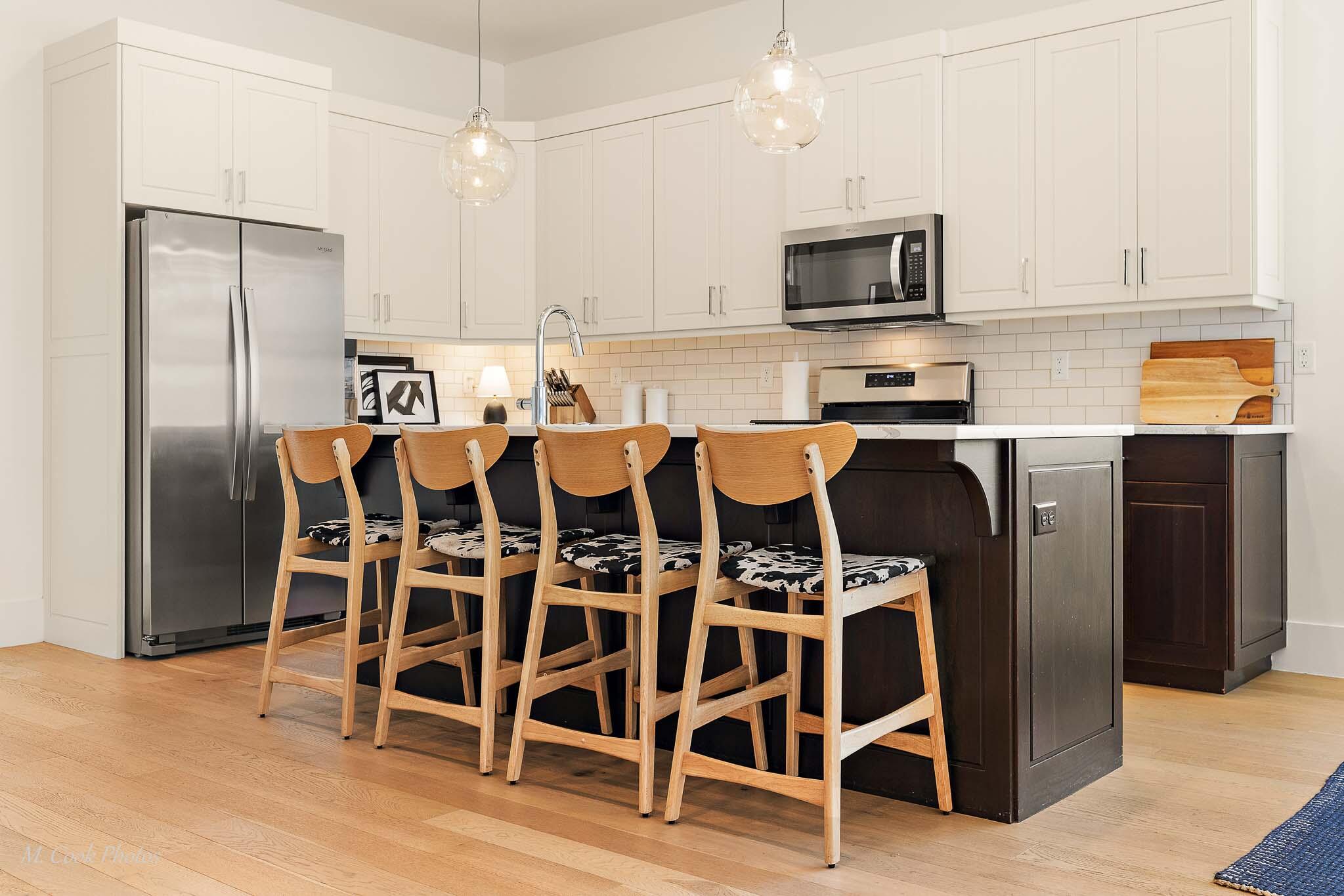 BLOOMINGTON VAC VILLAS - Residential