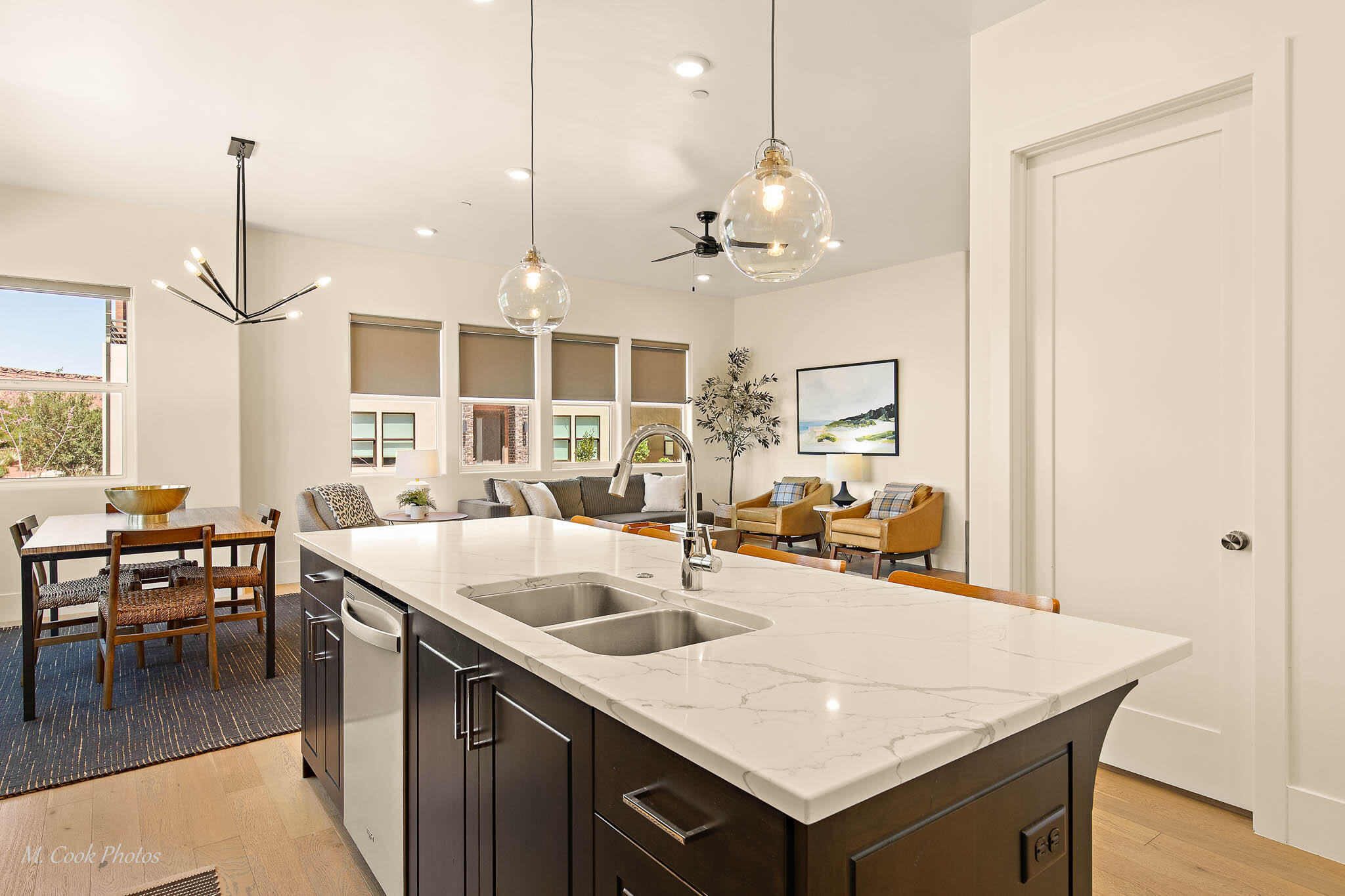 BLOOMINGTON VAC VILLAS - Residential