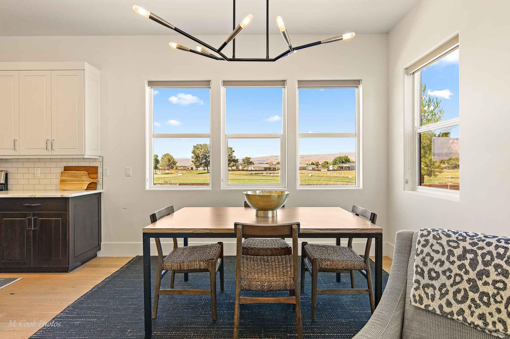 BLOOMINGTON VAC VILLAS - Residential