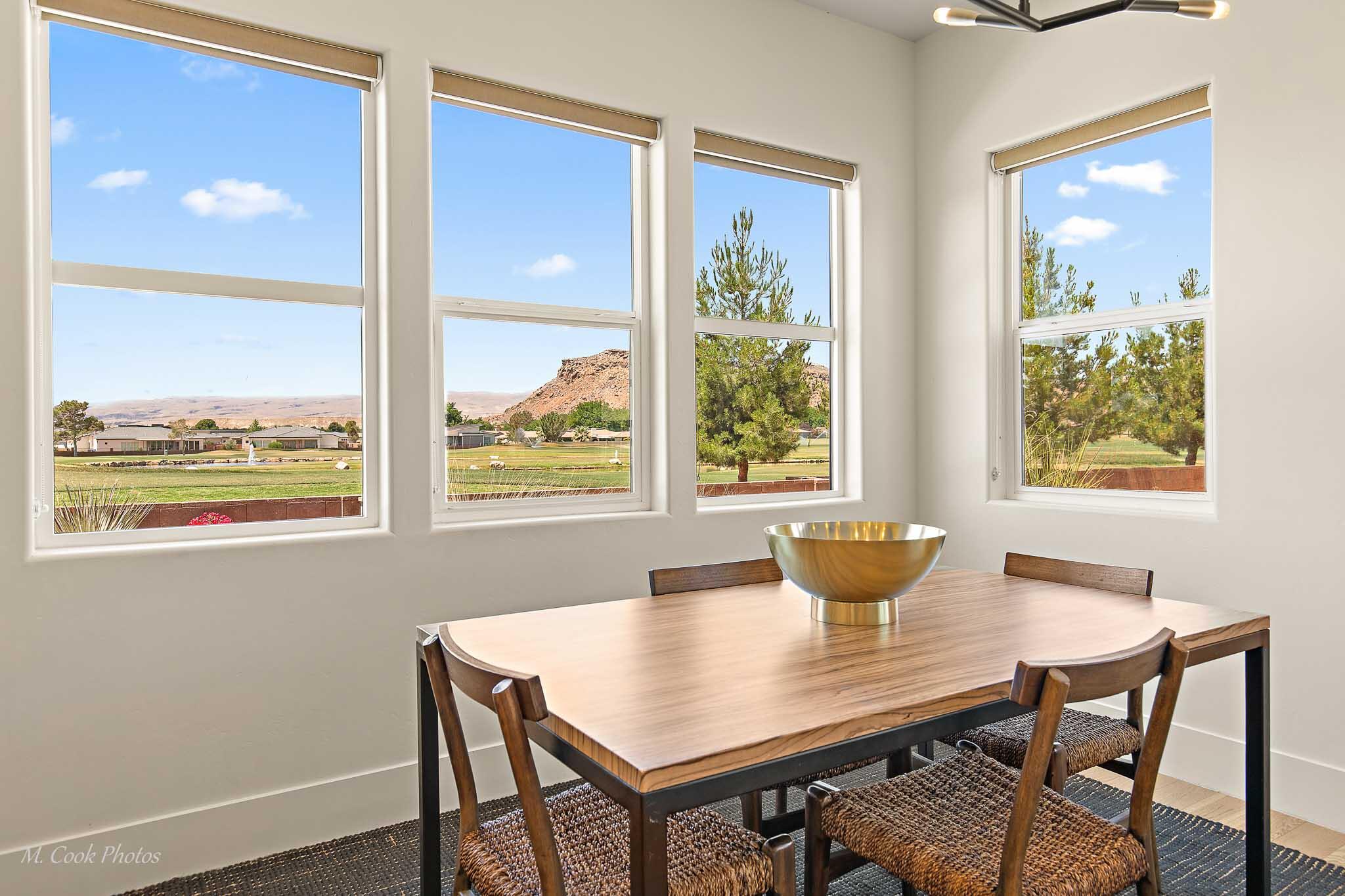 BLOOMINGTON VAC VILLAS - Residential