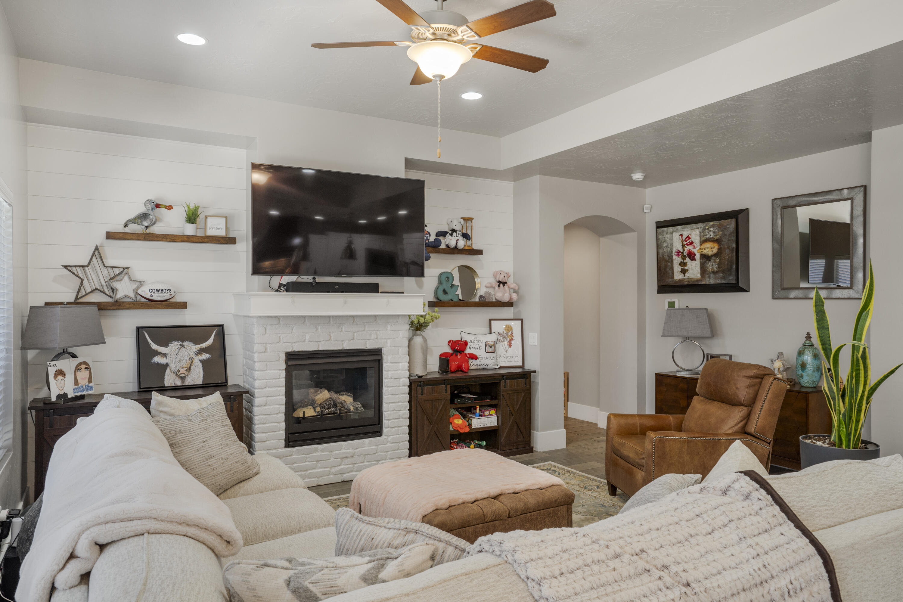 MULBERRY ESTATES - Residential