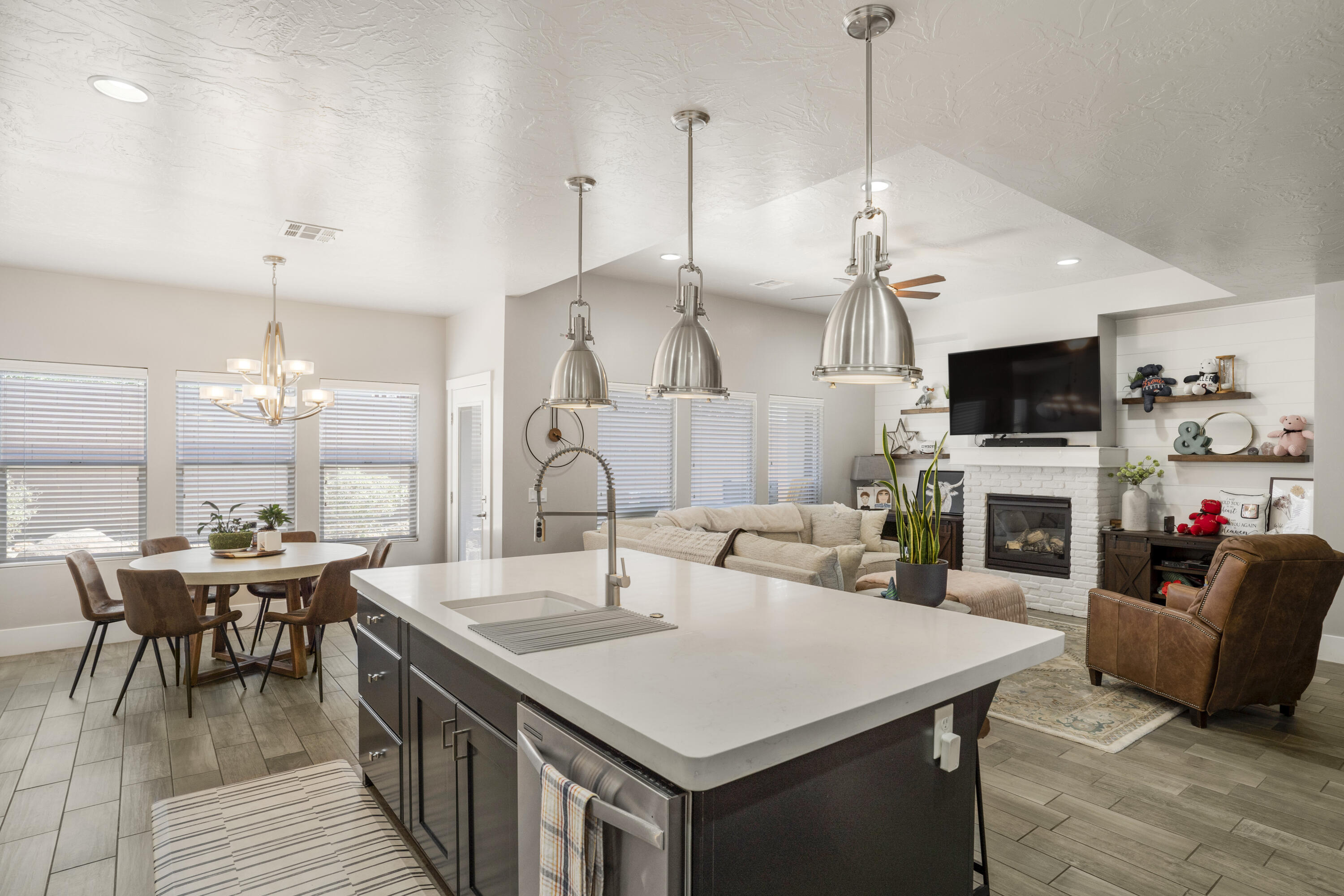 MULBERRY ESTATES - Residential