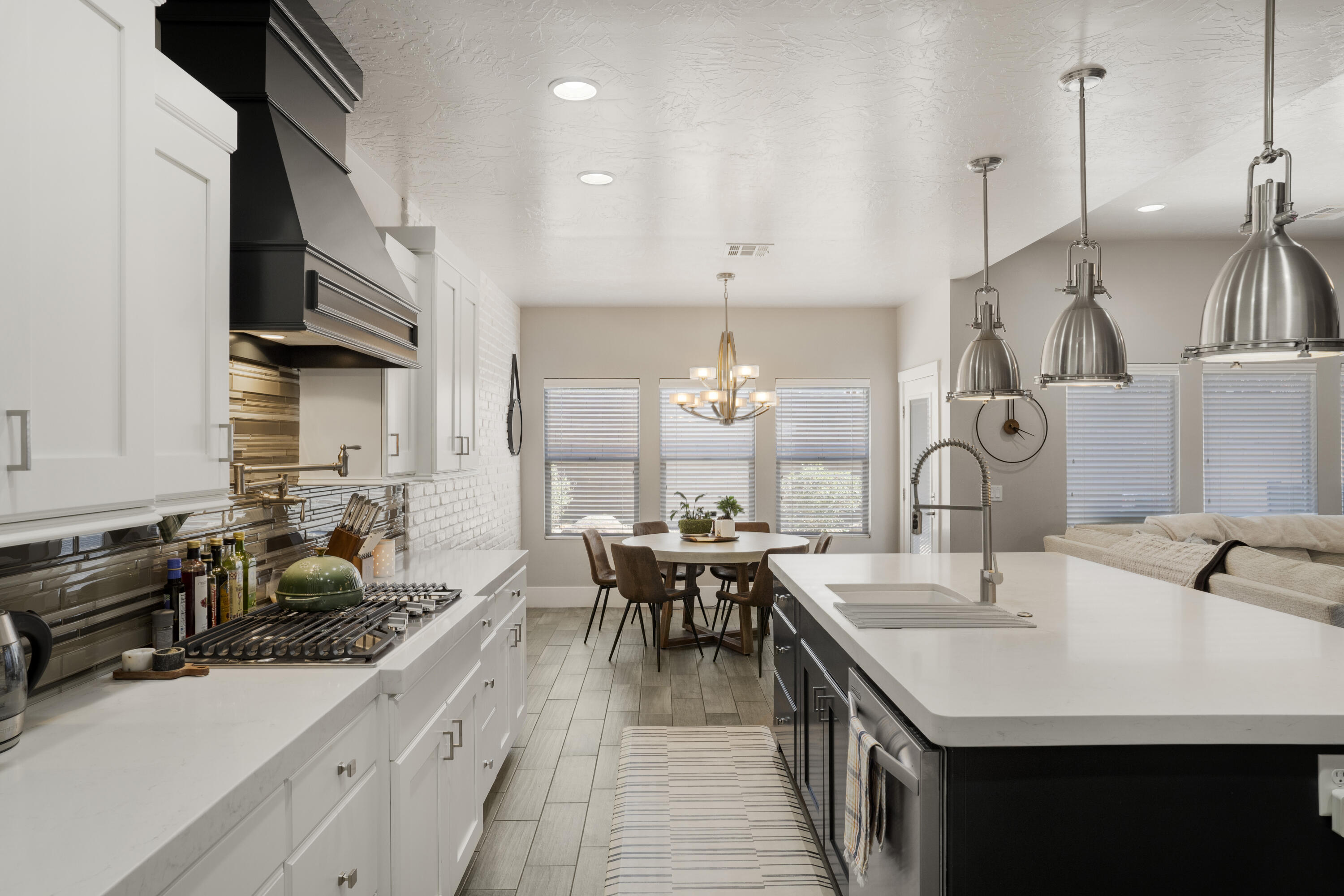 MULBERRY ESTATES - Residential